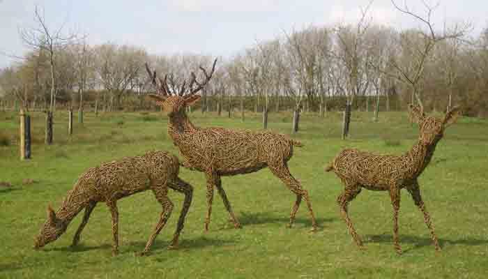 Stags and deer are one of my most popular sculptures commissioned.