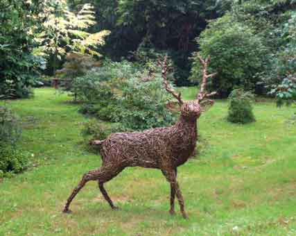 Willow sculpture of stag