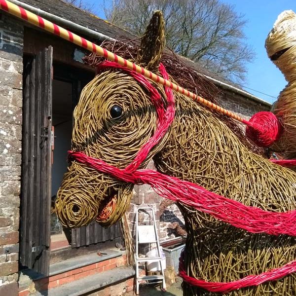 Close up of English knight's horse willow sculpture