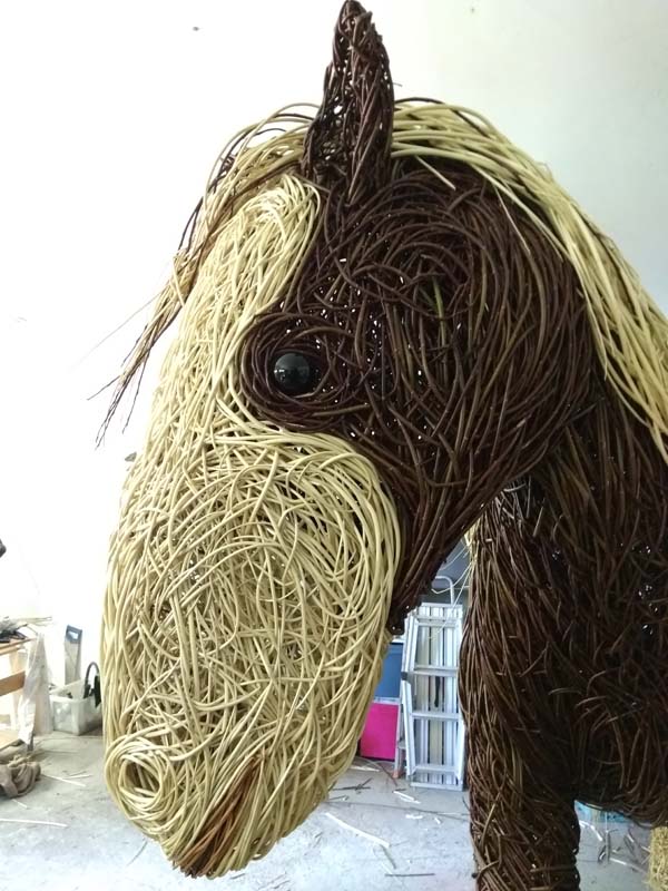 willow shire horse head